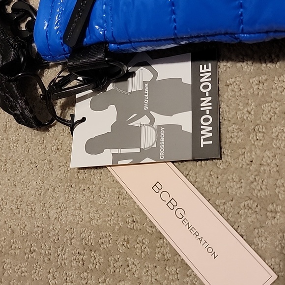 NWT BCBGeneration 2 in 1 Crossbody Puffer Bag, Blue - Picture 4 of 11